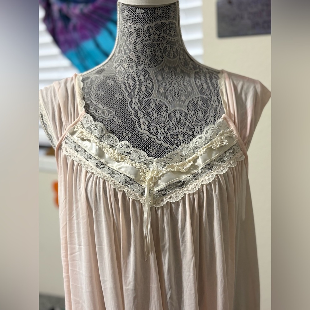 Miss Elaine Pink Lace Chemise
